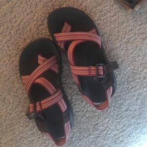 Red Z1 Chico’s size 6